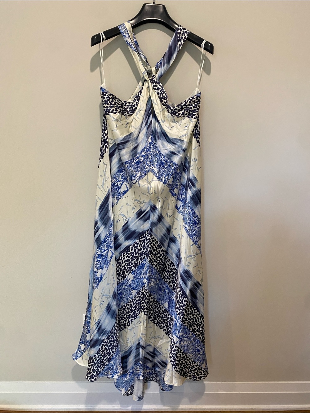 Banana Republic Blue and Cream Printed Maxi Skirt - Picture 3 of 3